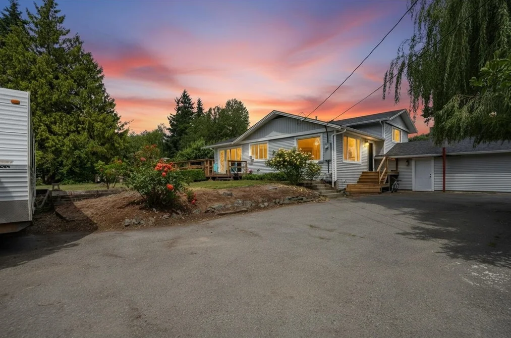 House for sale at 4725 Simmons Road Yarrow British Columbia - MLS: R3145935