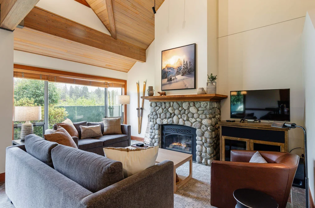 4728 A SETTEBELLO DRIVE, Whistler BC V8E 0Z4, Whistler BC — Residential for Sale — Photo 4 of 21