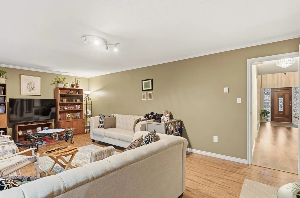 4729 CANADA WAY, Burnaby BC V5G 1L3, Burnaby BC — Residential for Sale - Photo 4