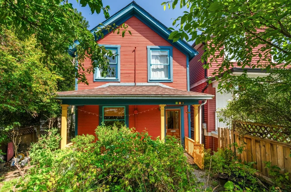 House for sale at 473 E 6th Avenue Vancouver British Columbia - MLS: R3154931