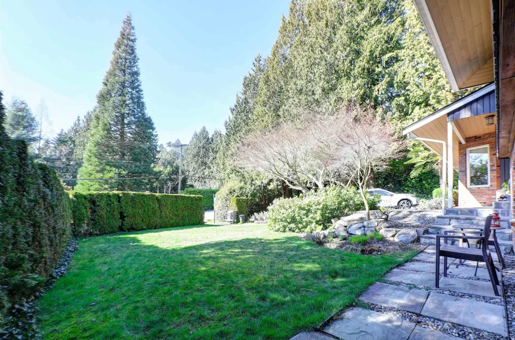 4730 WILLOW CREEK ROAD, West Vancouver BC V7W 1C4, West Vancouver BC — Residential for Sale - Photo 4