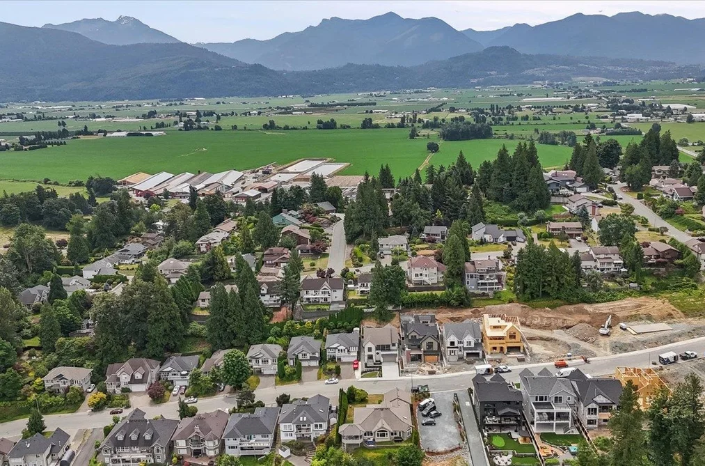 47388 CHARTWELL DRIVE, Chilliwack, BC — Residential for Sale — Photo 39 of 40