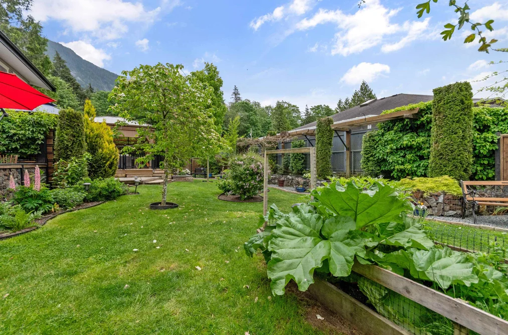 474 ALDER AVENUE, Harrison Hot Springs BC V0M 1K0, Harrison Hot Springs BC — Residential for Sale — Photo 27 of 40