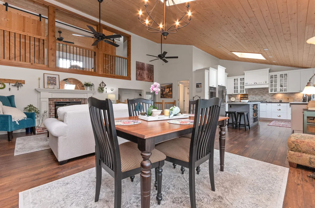 474 ALDER AVENUE, Harrison Hot Springs BC V0M 1K0, Harrison Hot Springs BC — Residential for Sale — Photo 3 of 40
