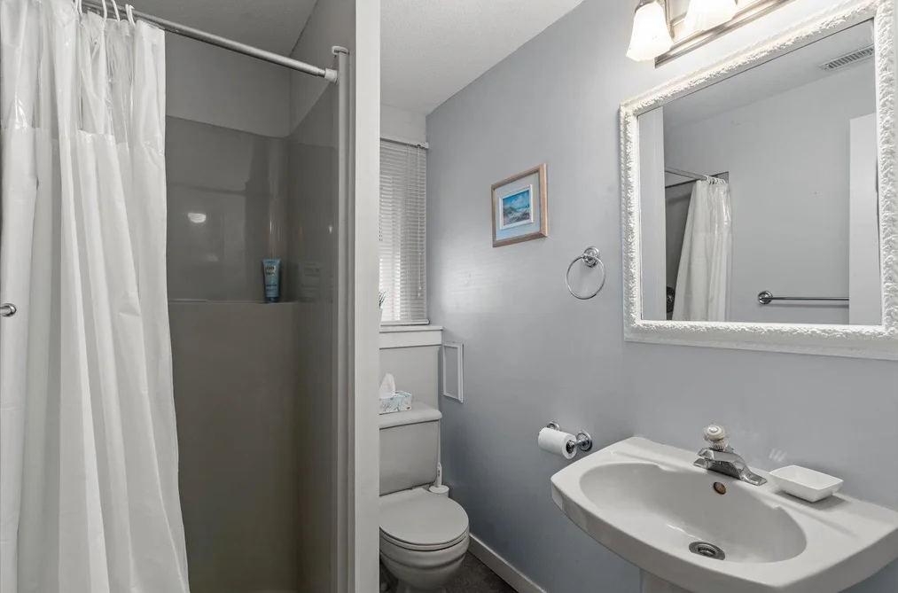 47465 SWALLOW CRESCENT, Chilliwack, BC — Residential for Sale — Photo 17 of 40