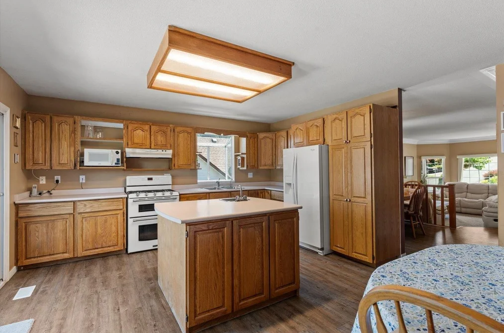 47465 SWALLOW CRESCENT, Chilliwack, BC — Residential for Sale — Photo 28 of 40