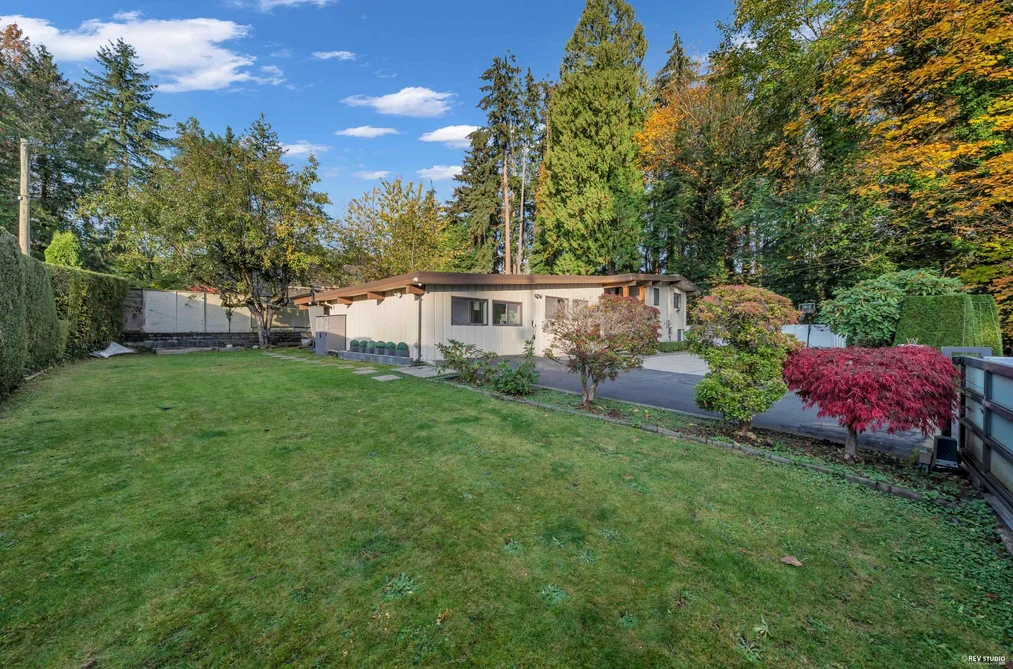 475 NEWLANDS ROAD, West Vancouver BC V7T 1W3, West Vancouver BC — Residential for Sale - Photo 2