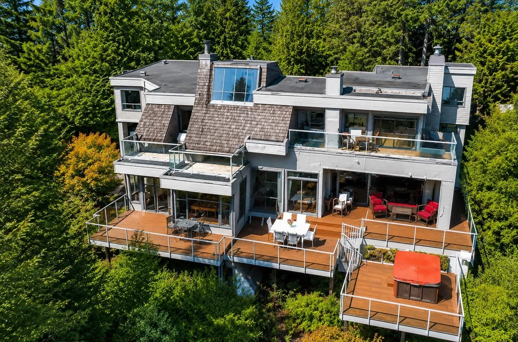 House for sale at 4750 Meadfeild Road West Vancouver British Columbia - MLS: R3158020