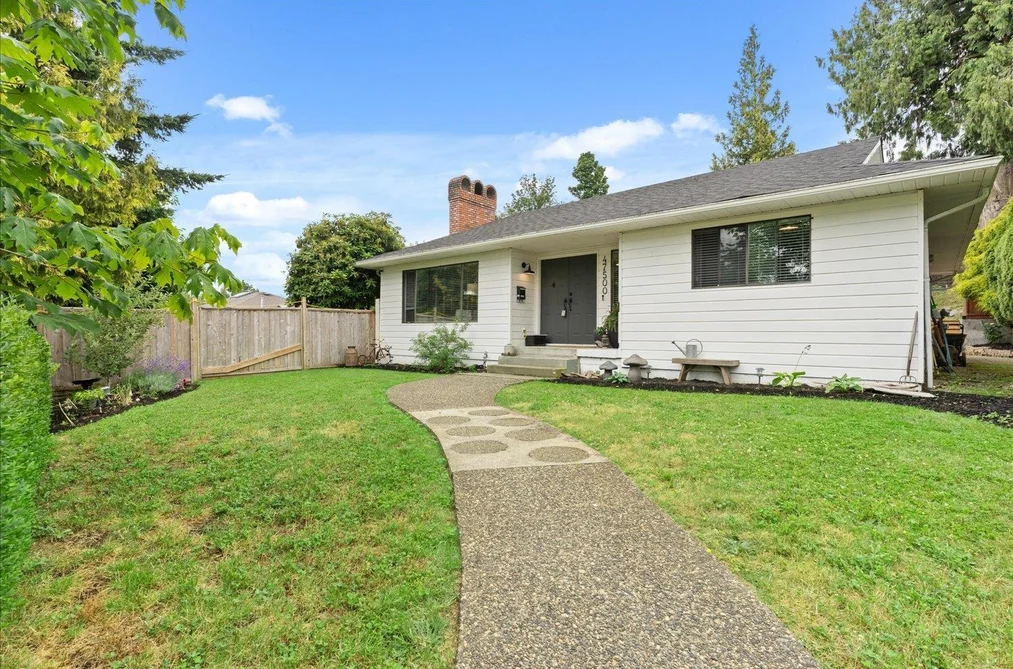 47500 SWALLOW CRESCENT, Chilliwack BC V2P 7R4, Chilliwack BC — Residential for Sale - Photo 2
