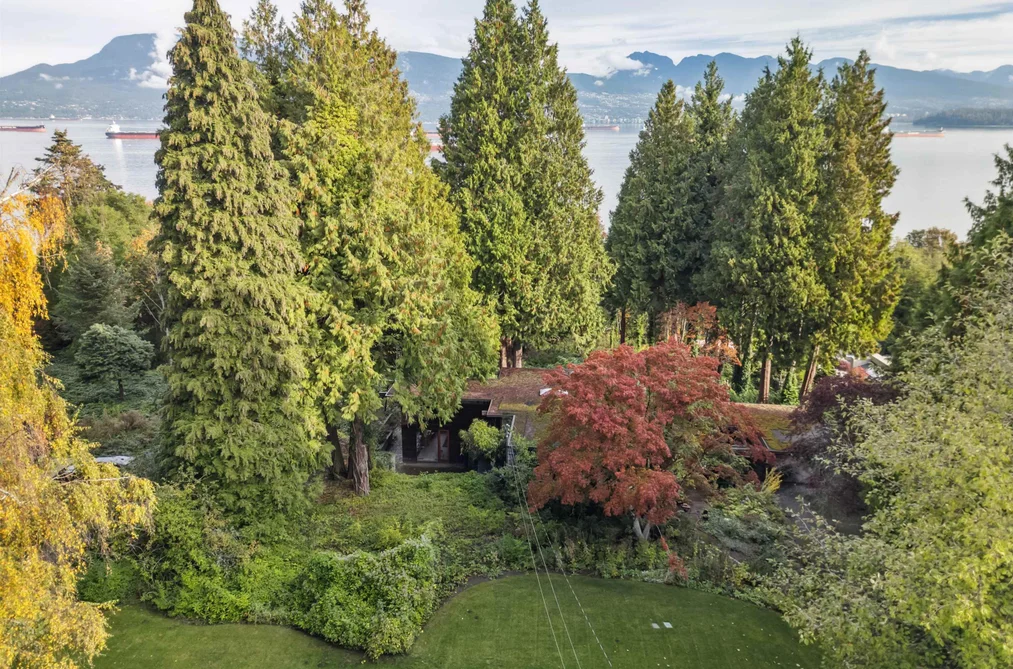 House for sale at 4755 Belmont Avenue Vancouver British Columbia - MLS: R2934825