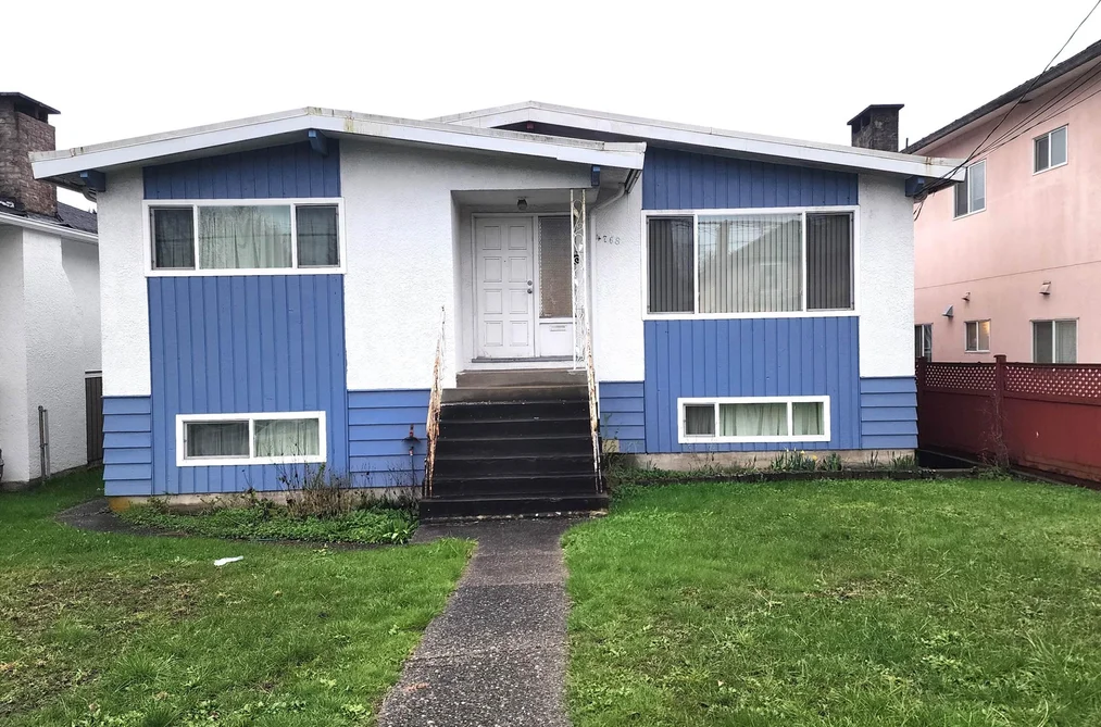 House for sale at 4768 Earles Street Vancouver British Columbia - MLS: R3098108