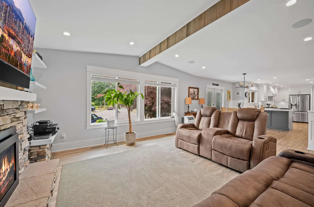 4769 201 STREET, Langley BC V3A 6B5, Langley BC — Residential for Sale — Photo 4 of 26