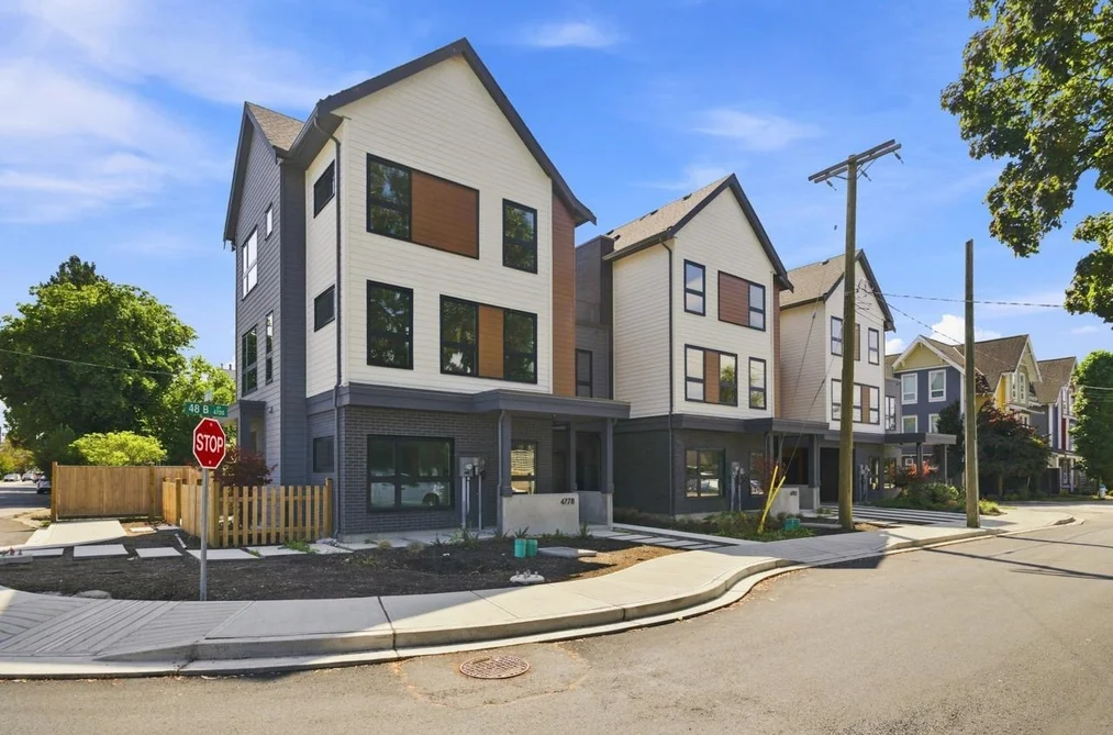 Row House (Non-Strata) for sale at 4778 48b Street Delta British Columbia - MLS: R3151519