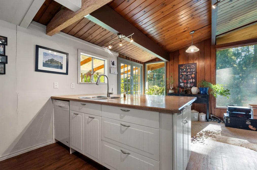 47990 BRITESIDE ROAD, Chilliwack BC V2R 4T5, Chilliwack BC — Residential for Sale - Photo 4