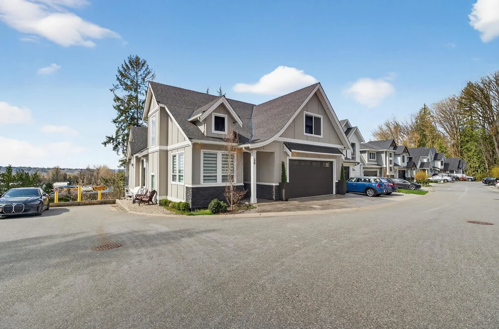 48 4295 OLD CLAYBURN ROAD, Abbotsford BC V3G 0G4, Abbotsford BC — Residential for Sale - Photo 2