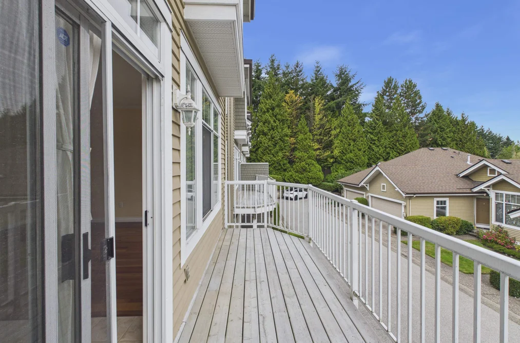 48-5298 Oakmount Crescent, Burnaby, BC - Townhouse for Sale - Photo 11 of 24 48-5298 Oakmount Crescent, Burnaby, BC - Townhouse for Sale - Photo 11 of 24