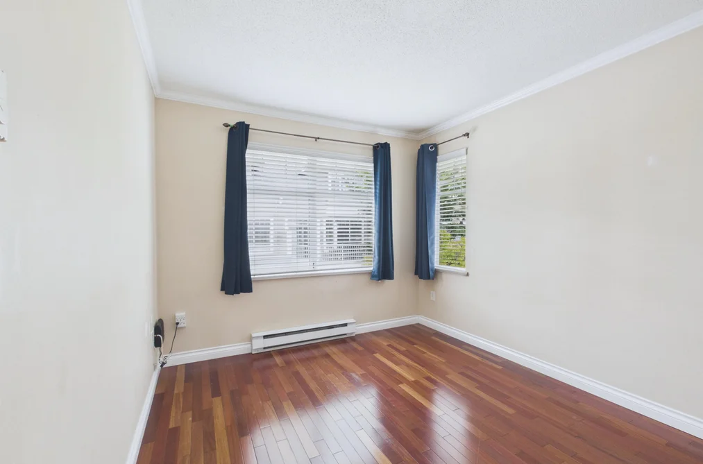 48-5298 Oakmount Crescent, Burnaby, BC - Townhouse for Sale - Photo 12 of 24 48-5298 Oakmount Crescent, Burnaby, BC - Townhouse for Sale - Photo 12 of 24