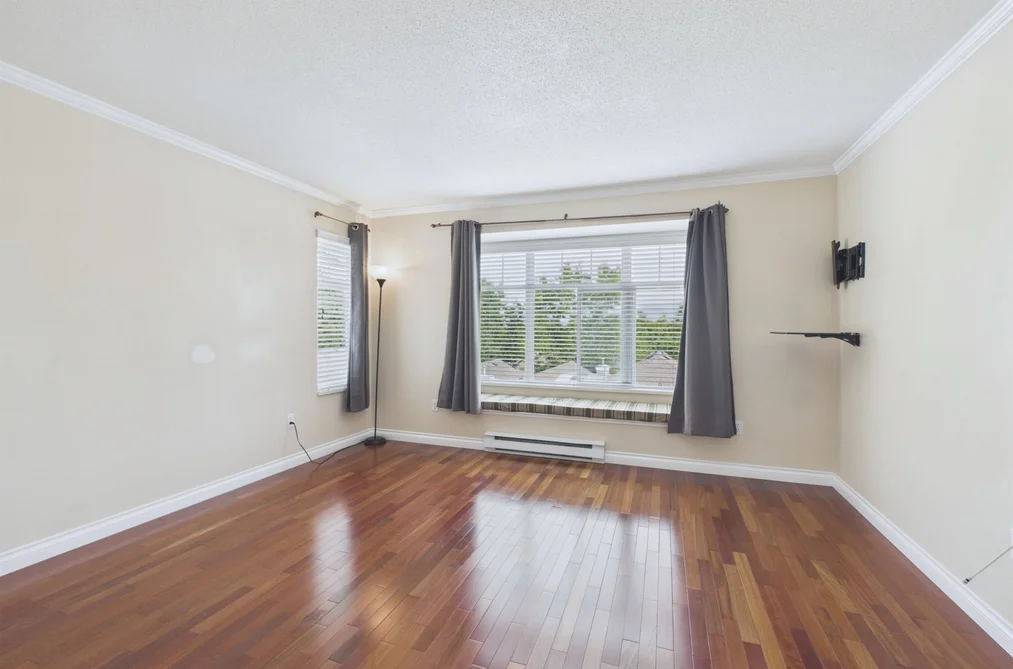 48-5298 Oakmount Crescent, Burnaby, BC - Townhouse for Sale - Photo 14 of 24 48-5298 Oakmount Crescent, Burnaby, BC - Townhouse for Sale - Photo 14 of 24