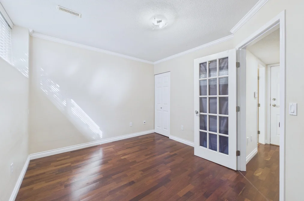 48-5298 Oakmount Crescent, Burnaby, BC - Townhouse for Sale - Photo 19 of 24 48-5298 Oakmount Crescent, Burnaby, BC - Townhouse for Sale - Photo 19 of 24