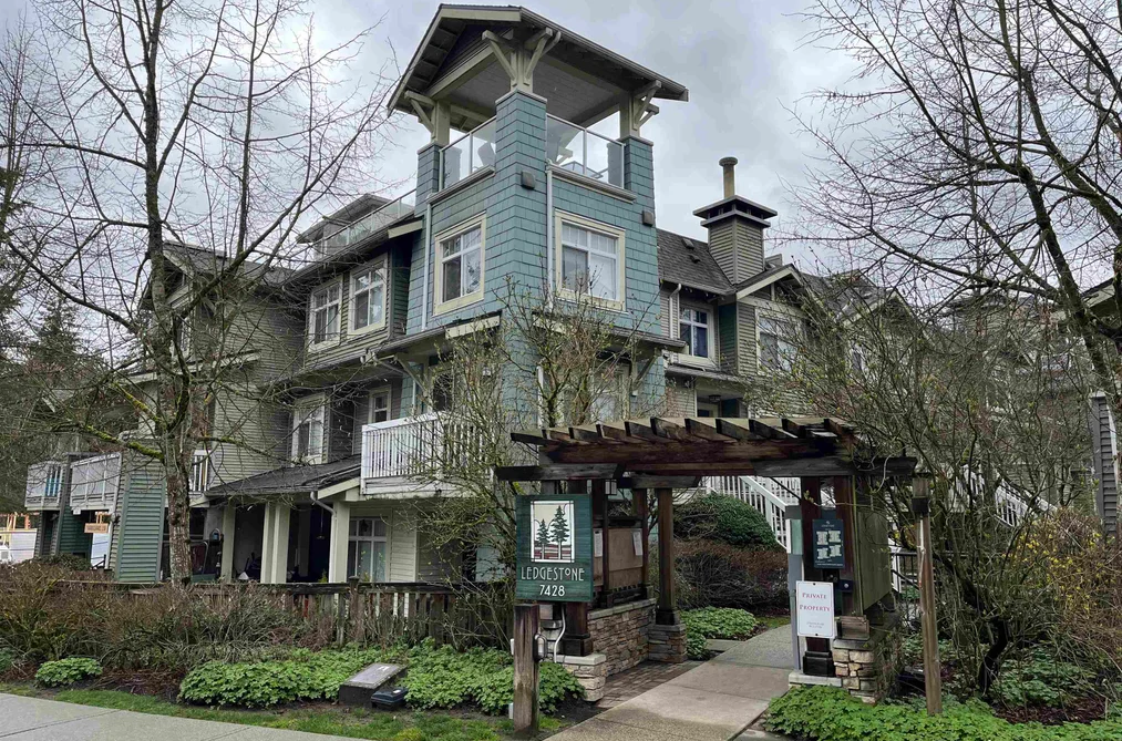 Townhouse for sale at 48 7428 Southwynde Avenue Burnaby British Columbia - MLS: R3160994