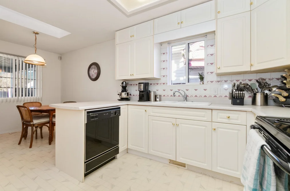 480 COQUIHALLA STREET, Hope BC V0X 1L0, Hope BC — Residential for Sale - Photo 4