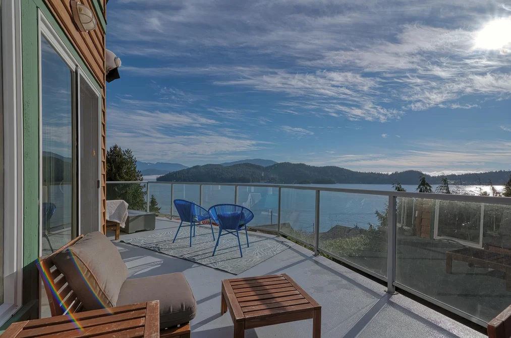 481 CENTRAL AVENUE, Gibsons BC V0N 1V1, Gibsons BC — Residential for Sale - Photo 2