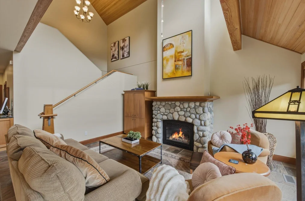 4824 CASABELLA CRESCENT, Whistler BC V8E 0Z4, Whistler BC — Residential for Sale - Photo 3