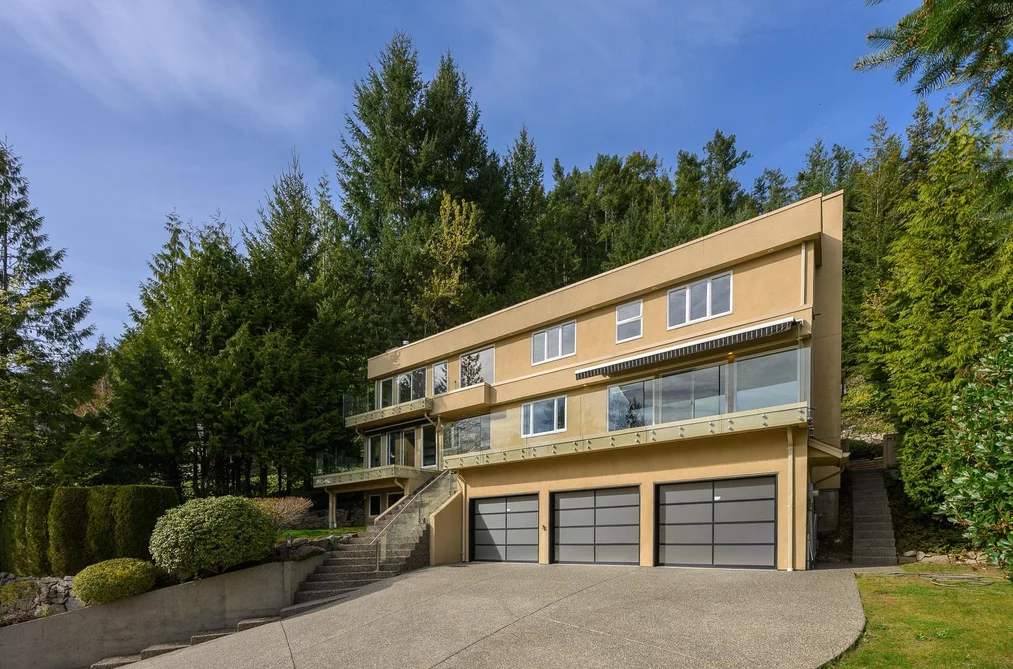 4827 NORTHWOOD PLACE, West Vancouver BC V7S 3C5, West Vancouver BC — Residential for Sale - Photo 2
