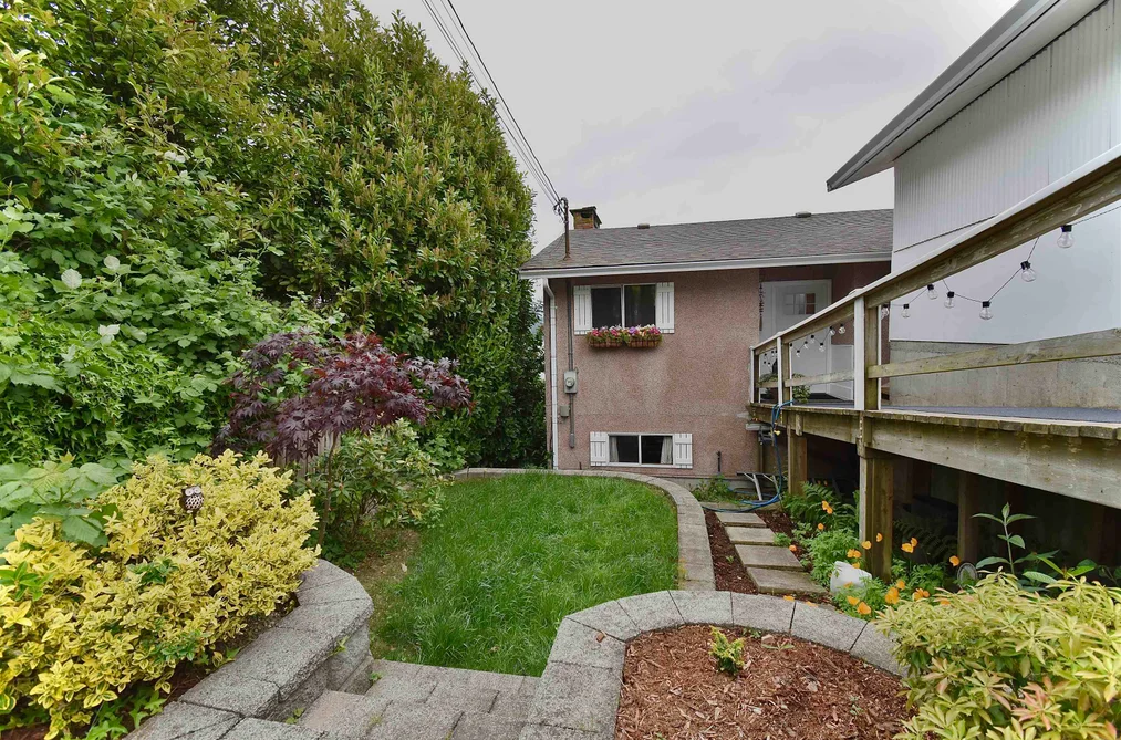 484 MARINE DRIVE, Gibsons BC V0N 1V0, Gibsons BC — Residential for Sale - Photo 7
