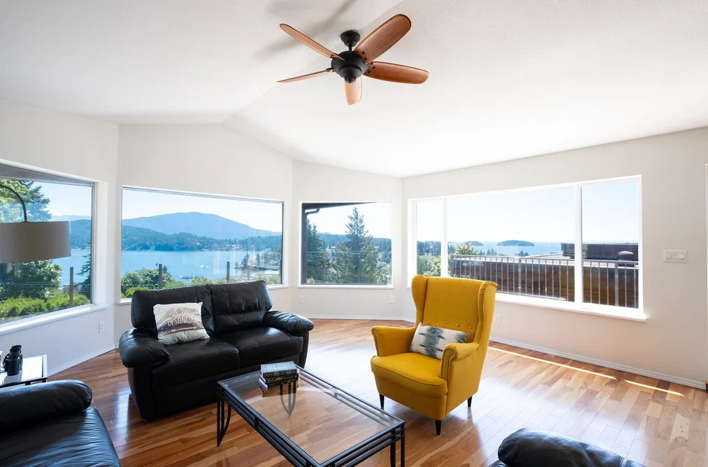 House for sale at 485 Abbs Road Gibsons British Columbia - MLS: R3106896