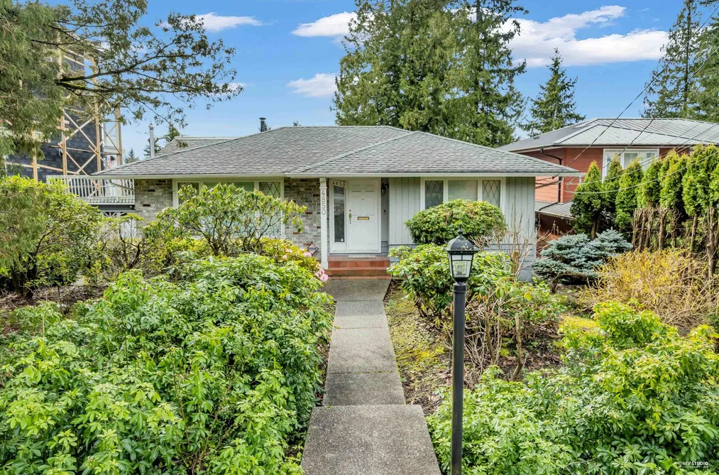 4850 PORTLAND STREET, Burnaby BC V5J 2P5, Burnaby BC — Residential for Sale - Photo 2