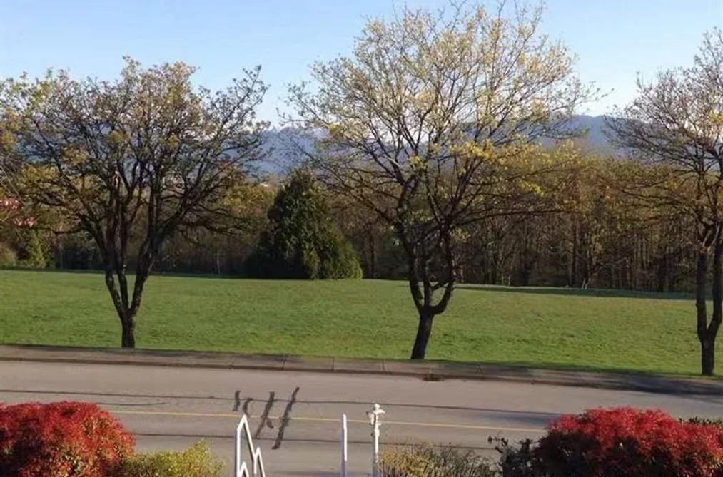 4854 Bond St, Burnaby, BC - MLS: R3172825
