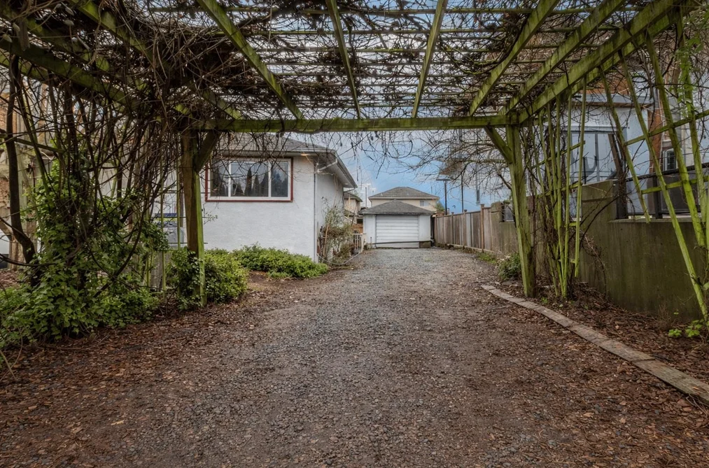 4856 SMITH AVENUE, Burnaby BC V5G 2W4, Burnaby BC — Residential for Sale - Photo 7