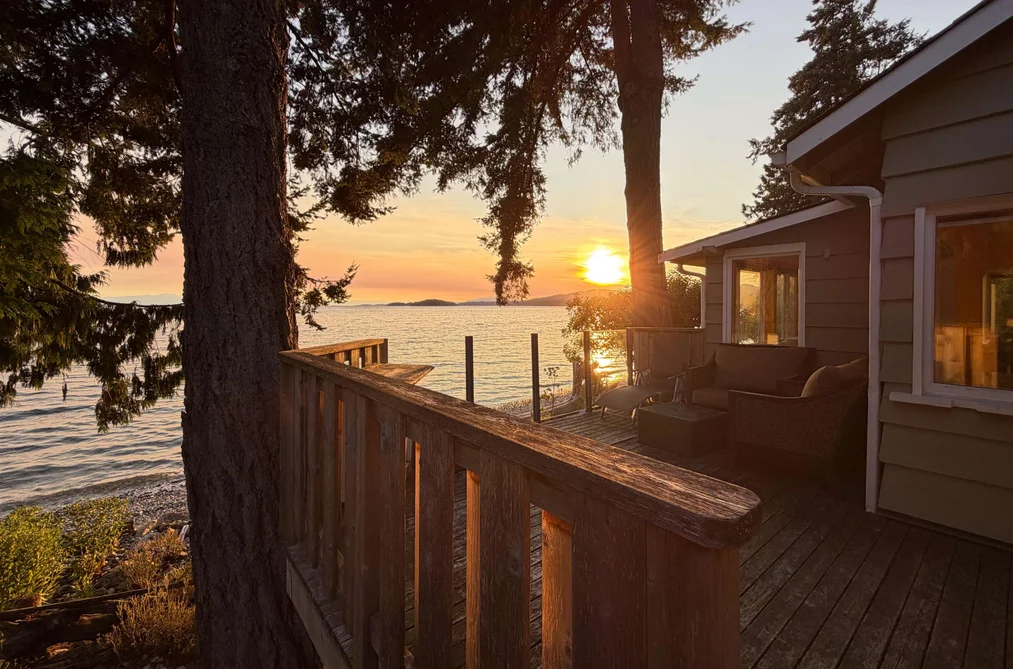 House for sale at 4861 Sunshine Coast Highway Sechelt British Columbia - MLS: R3143841