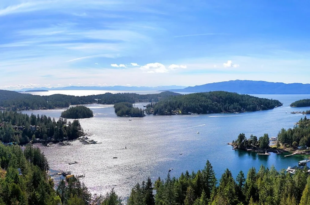 House for sale at 4862 Hotel Lake Road Garden Bay British Columbia - MLS: R3101719
