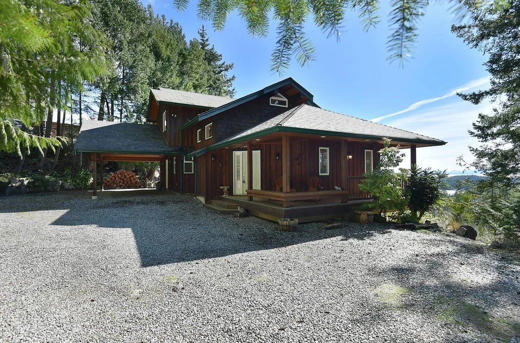 4862 HOTEL LAKE ROAD, Garden Bay BC V0N 1S1, Garden Bay BC — Residential for Sale - Photo 2