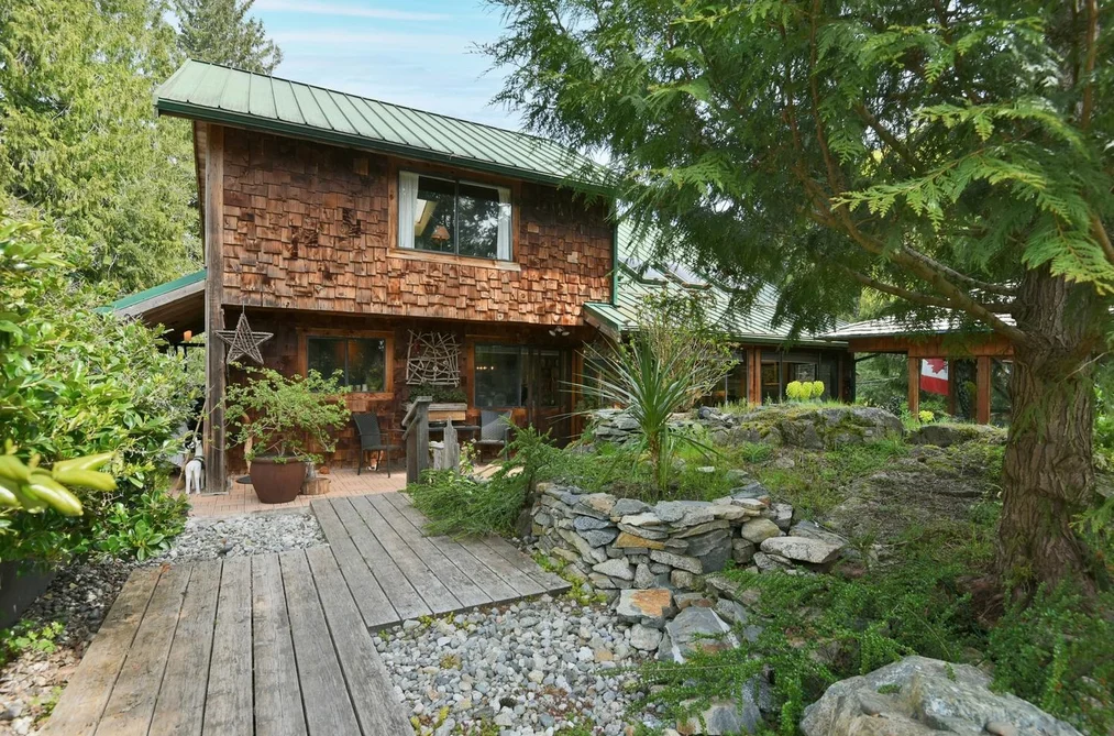 4865 BOWSPRIT DRIVE, Madeira Park BC V0N 2H1, Madeira Park BC — Residential for Sale - Photo 2