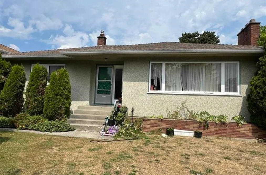 House for sale at 4881 Highlawn Drive Burnaby British Columbia - MLS: R3085958