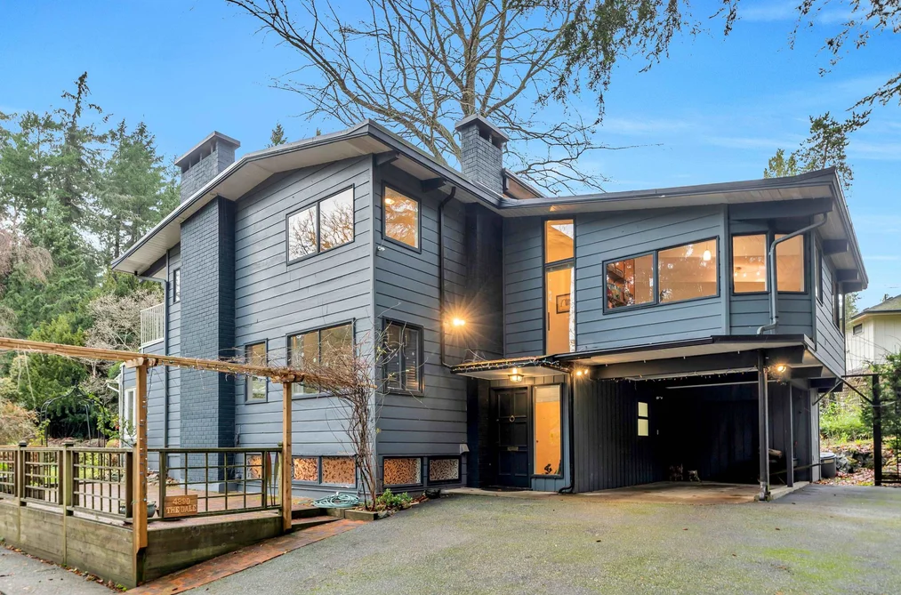 4890 THE DALE, West Vancouver BC V7W 1K3, West Vancouver BC — Residential for Sale - Photo 2