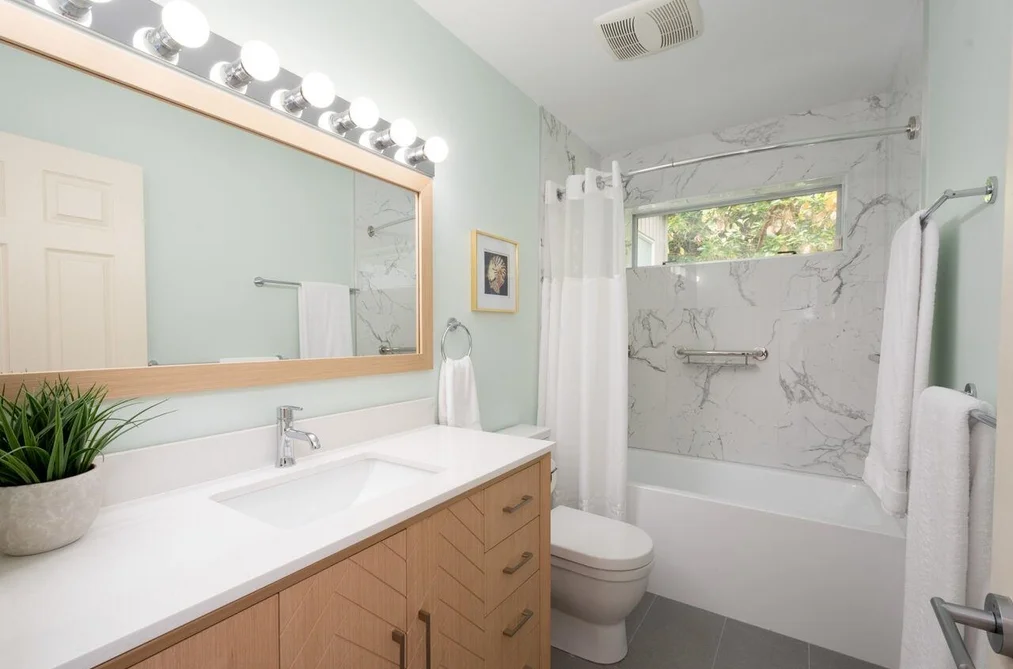 4895 NORTHWOOD DRIVE, West Vancouver, BC — Residential for Sale — Photo 25 of 36