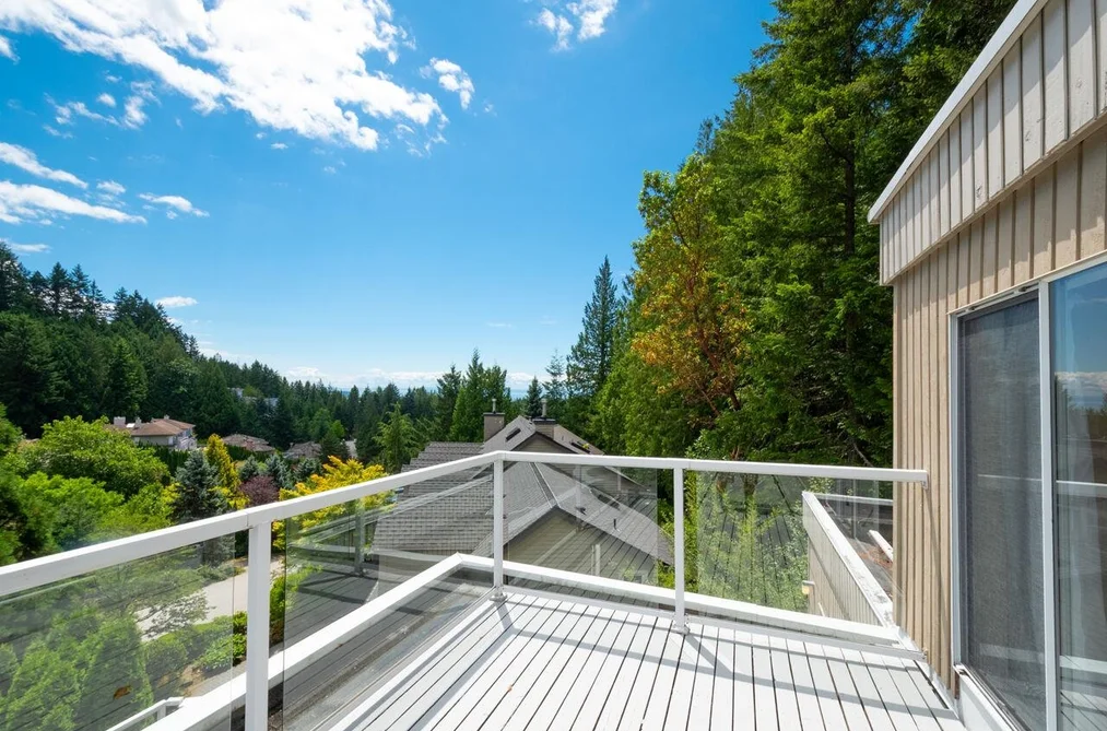 4895 NORTHWOOD DRIVE, West Vancouver, BC — Residential for Sale — Photo 30 of 36