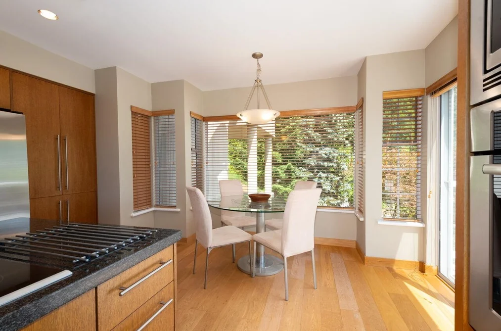 4895 NORTHWOOD DRIVE, West Vancouver, BC — Residential for Sale — Photo 6 of 36