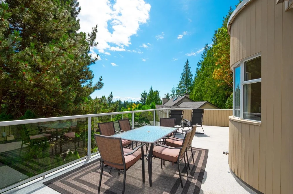 4895 NORTHWOOD DRIVE, West Vancouver, BC — Residential for Sale — Photo 8 of 36