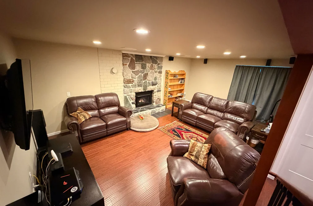 4898 SUNSHINE COAST HIGHWAY, Sechelt BC V7Z 0B7, Sechelt BC — Residential for Sale - Photo 5