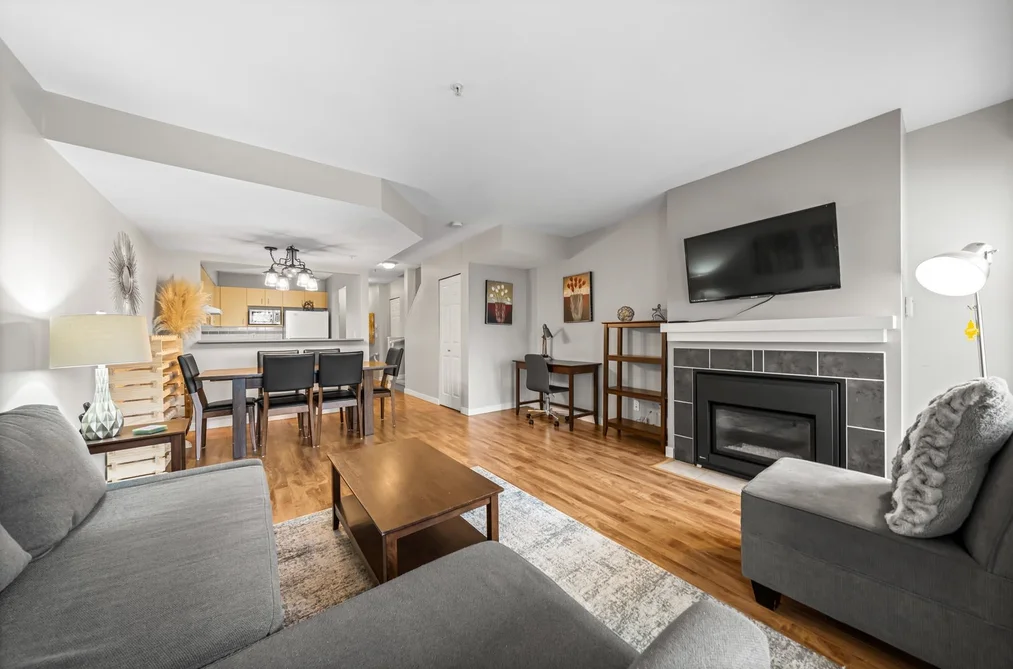 Townhouse for sale at 49 123 Seventh Street New Westminster British Columbia - MLS: R3107894