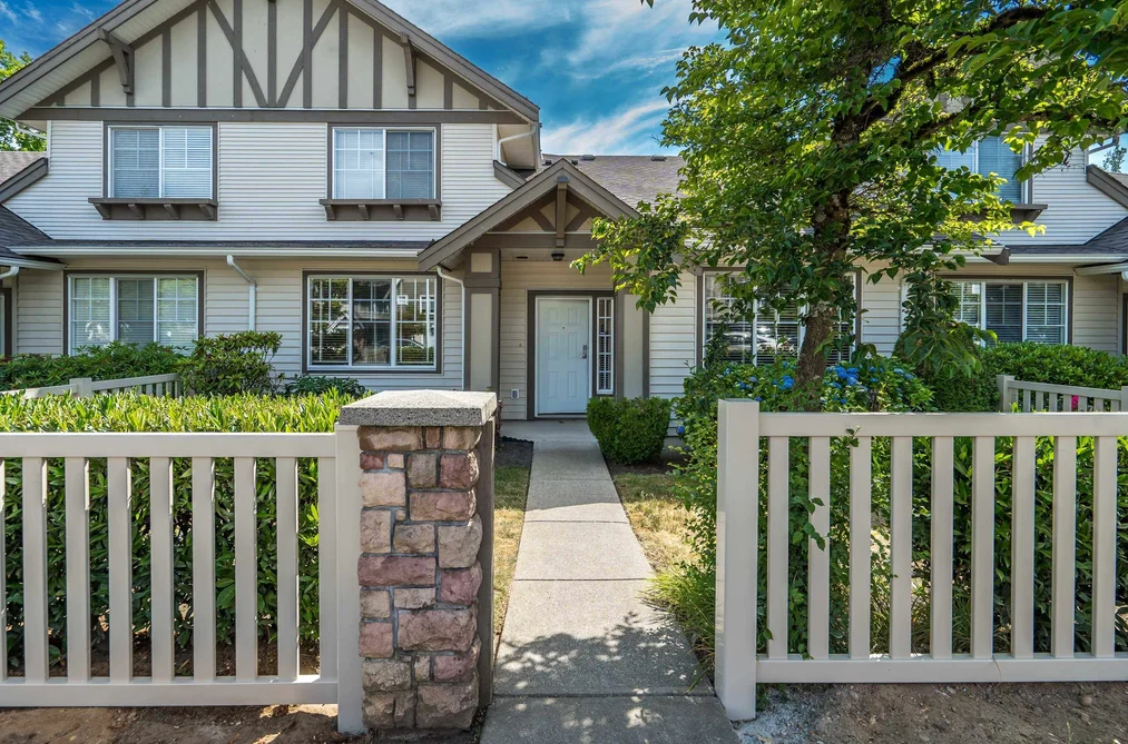 Townhouse for sale at 49 15868 85 Avenue Surrey British Columbia - MLS: R3138465