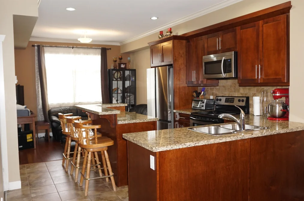 49 16355 82ND AVENUE, Surrey BC V4N 0P4, Surrey BC — Residential for Sale — Photo 4 of 12