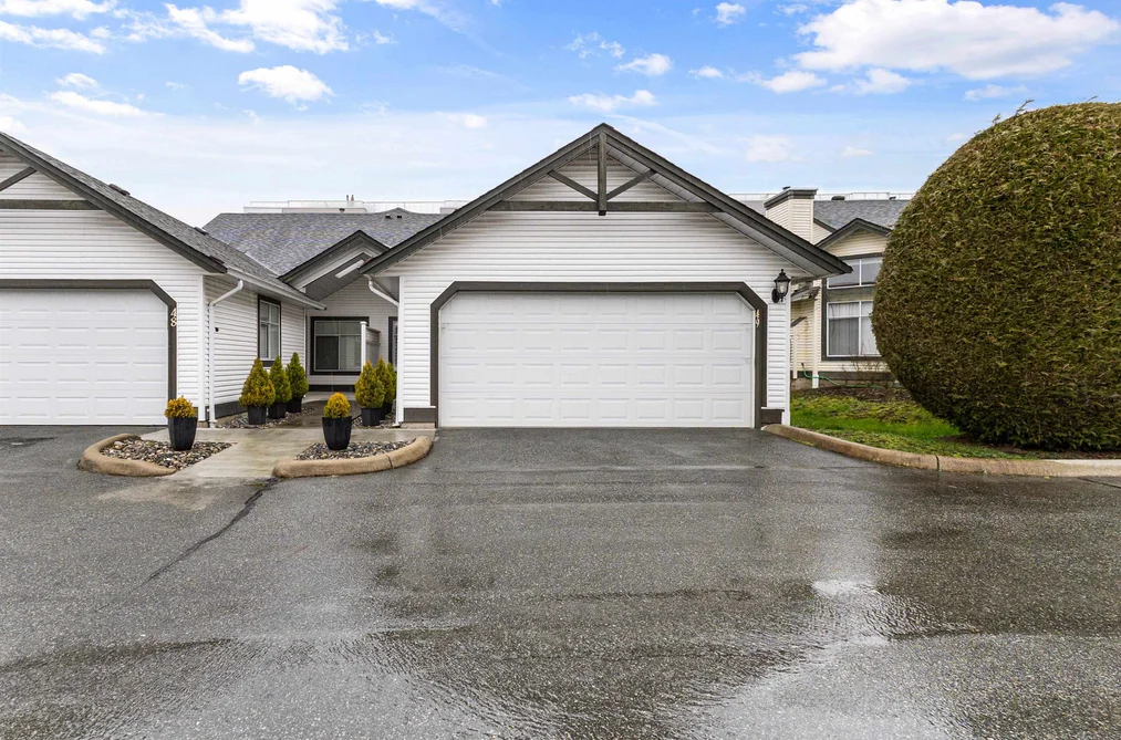 Townhouse for sale at 49 19649 53rd Avenue Langley British Columbia - MLS: R3094475