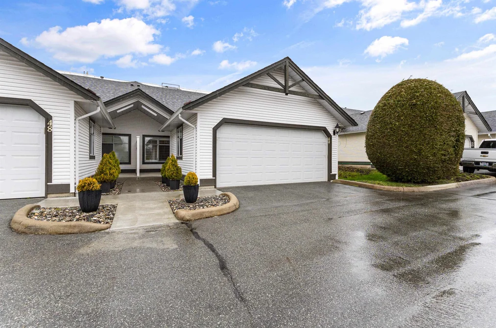 49 19649 53RD AVENUE, Langley BC V3A 8C5, Langley BC — Residential for Sale - Photo 2