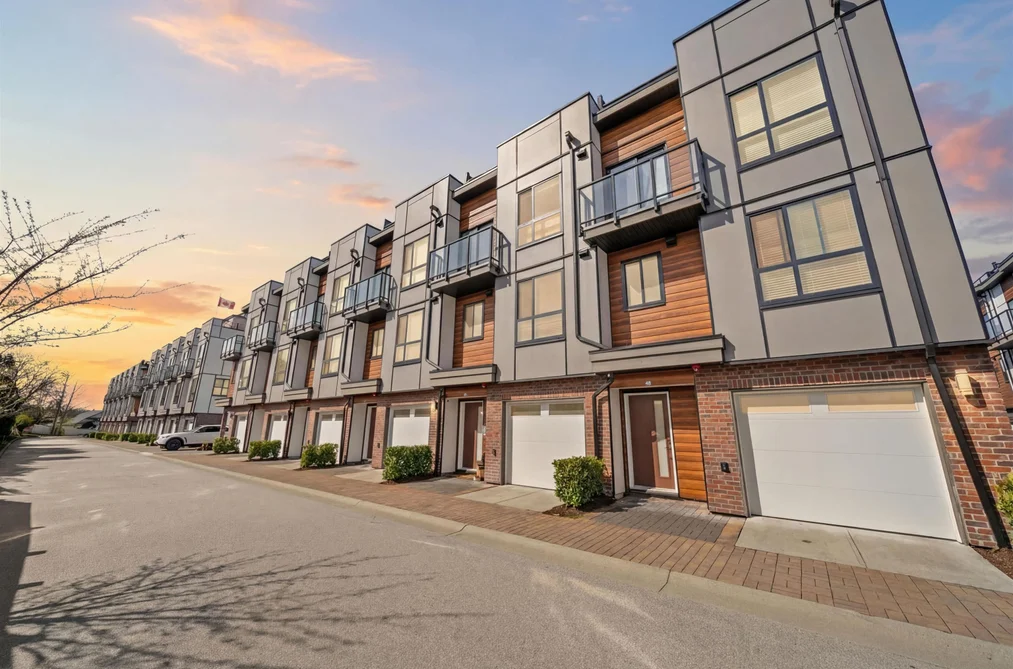 Townhouse for sale at 49 19760 55 Avenue Langley British Columbia - MLS: R3107098